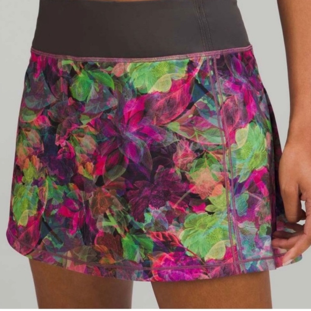Lululemon Pace Rival Skort Vivid Floral  - Women's Size 4